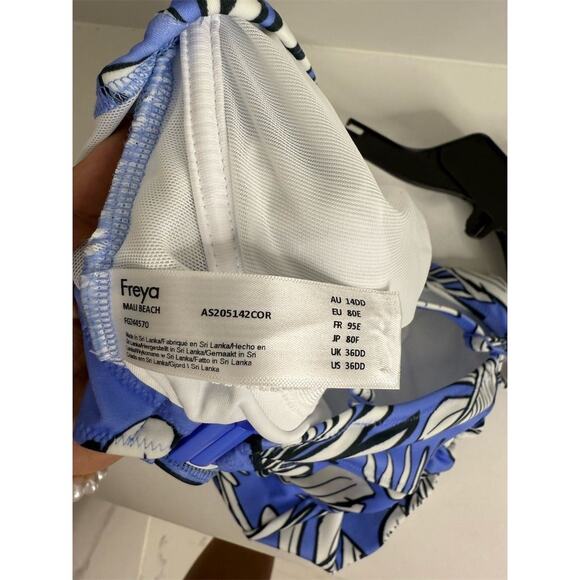 Freya Women's Floral Underwire One Piece Swimsuit Blue Size 36DD - Picture 10 of 12